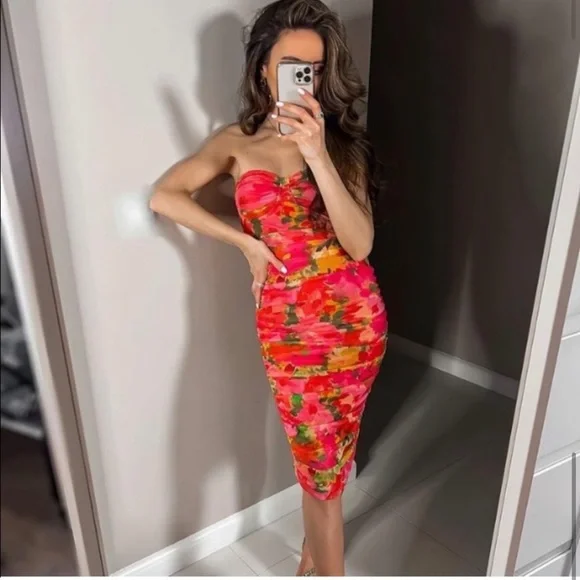 LAST ONE🔥ZARA BLOGGER’S FAV| Stunning Floral Corset Tulle Dress - Picture 8 of 15